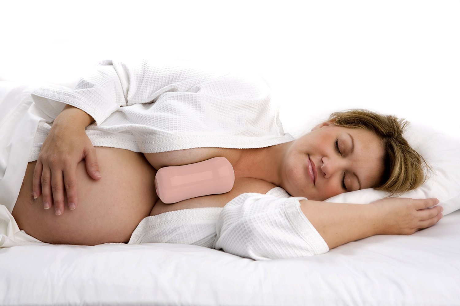 Trong suốt thai kỳ ngực của thai phụ sẽ bắt đầu lớn hơn và bắt đầu tiết sữa non
