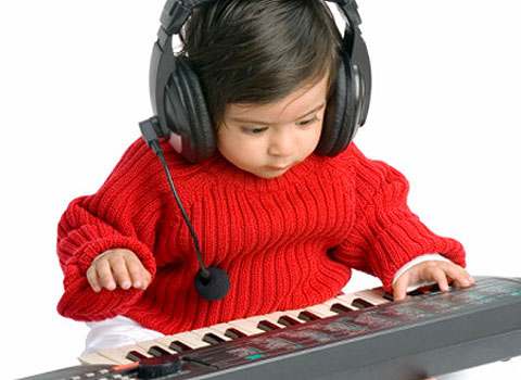 Cho trẻ nghe nhạc là phương pháp thai giáo tạo điều kiện tốt nhất cho bé phát triển toàn diện sau này